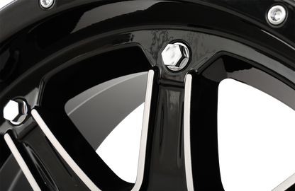 02301247_1.png
