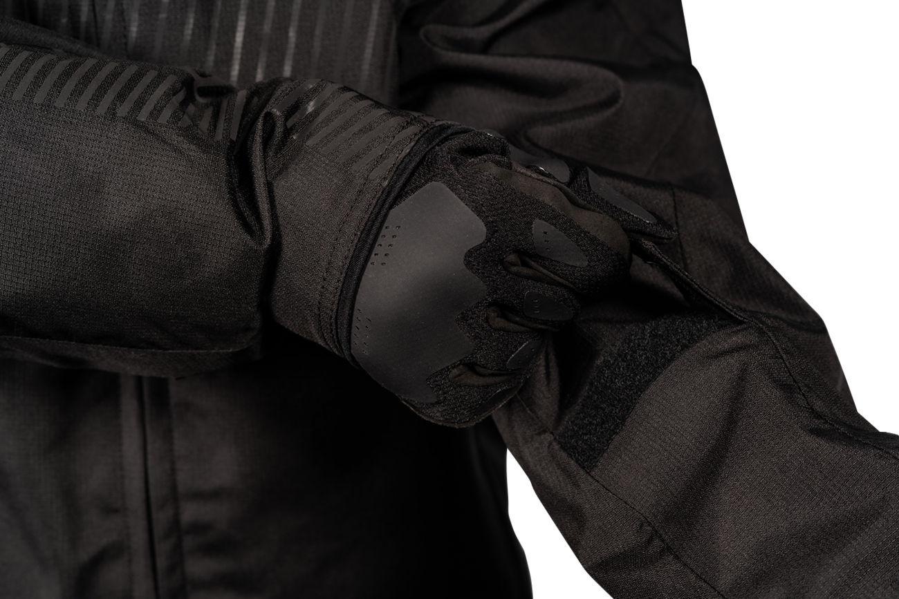 28221453_7.png