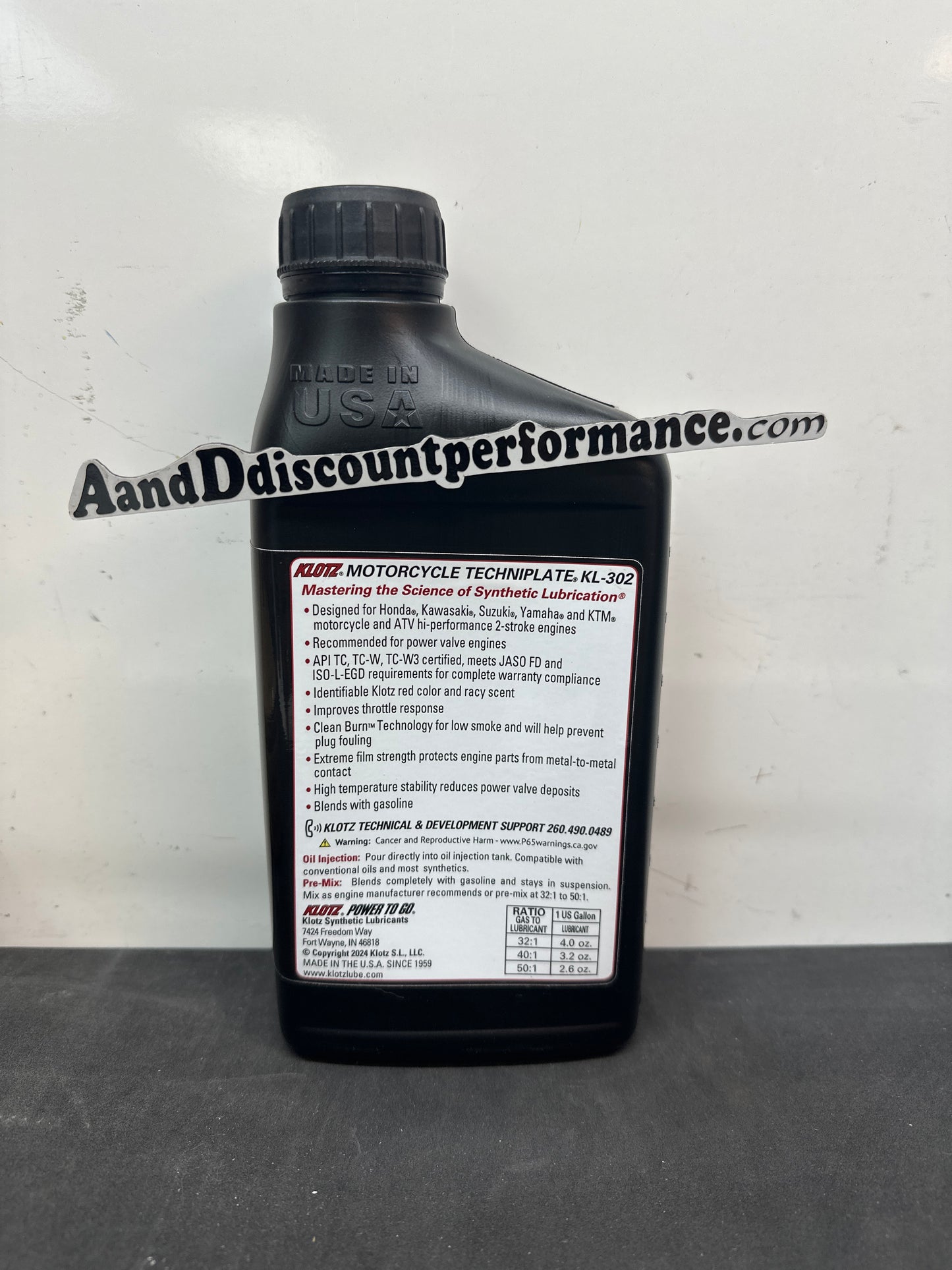 INSTOCK Klotz KL-302 Motorcycle TechniPlate Synthetic 2-Stroke Pre-Mix / Injector Oil, 1 Quart