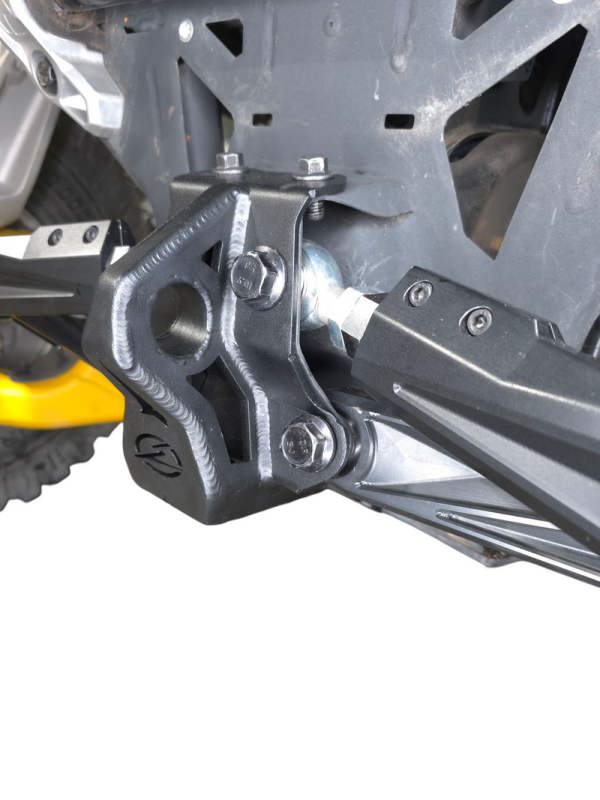 Elektric Offroad 2024-26 Can Am Maverick R Sheet Metal Radius Rod Plate Works w RC Models (4 Seat)