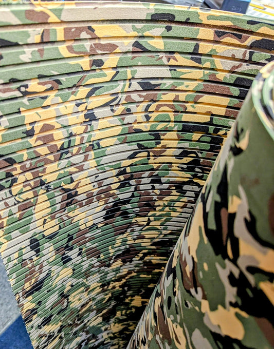 Hydro-turf DUCK CAMO GROOVE W/ Can of Glue Sheet Fishing SHT86CG 47X86 DUK Grass